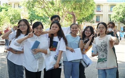 Kỳ thi tốt nghiệp THPT tại Nghệ An: Nhiều thủ khoa và thí sinh điểm thi cao là người DTTS