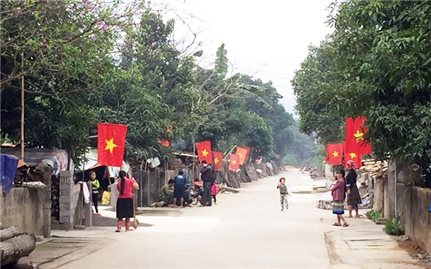Ấm no bản tái định cư người Mông ở Tuyên Quang