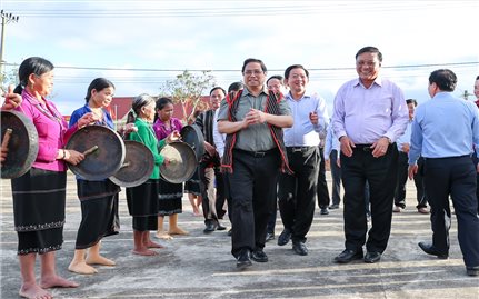 Thủ tướng: Rất ấm lòng khi có thêm những công trình phục vụ người dân