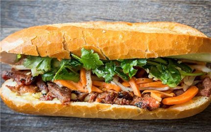 Bánh mì Việt Nam - Top 10 món ăn đường phố ngon nhất thế giới
