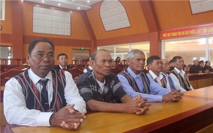 Lâm Đồng: Phê duyệt danh sách 51 Người có uy tín trong đồng bào DTTS