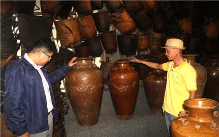 Nhà sưu tầm cổ vật văn hóa ở Cao nguyên Lang Biang
