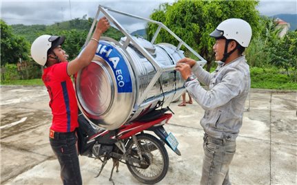 Gia Lai: 120 hộ nghèo DTTS xã vùng sâu Đăk Sông được sử dụng nước hợp vệ sinh