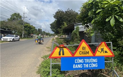 Kon Tum: UBND tỉnh chỉ đạo đẩy nhanh tiến độ thi công Dự án đầu tư xây dựng cải tạo, nâng cấp Tỉnh lộ 675