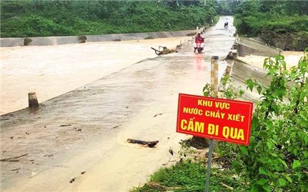 Thanh Hóa: Mưa lớn khiến nhiều điểm sạt lở, chia cắt