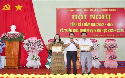 Krông Bông (Đắk Lắk): Phấn đấu 100% học sinh tham gia BHYT năm học 2023 -2024