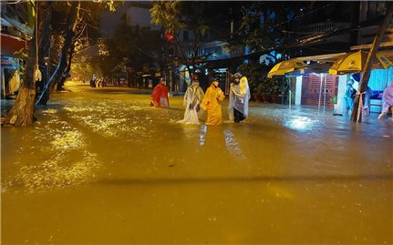 Mưa lớn gây ngập lụt, sạt lở ở Quảng Nam, Đà Nẵng