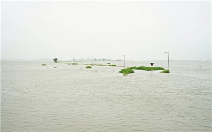 Quảng Trị - Thừa Thiên Huế: Nhiều nơi ngập lụt và sạt lở sau mưa lớn kéo dài