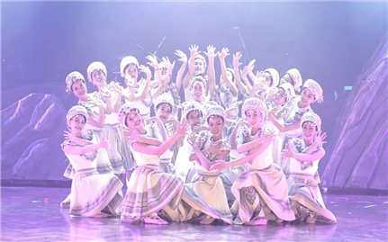 Bế mạc Hội diễn nghệ thuật chuyên nghiệp về đề tài Quốc phòng toàn dân năm 2023