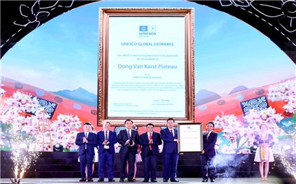 Đón nhận danh hiệu công viên địa chất toàn cầu UNESCO cao nguyên đá Đồng Văn lần thứ III và Lễ hội hoa tam giác mạch lần thứ IX năm 2023