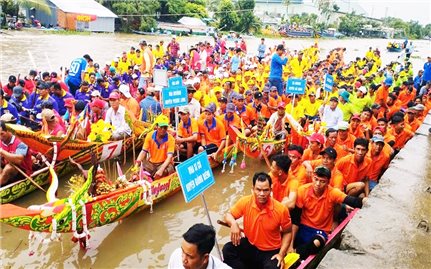 Kiên Giang: Hơn 700 vận động viên tham gia giải đua ghe ngo