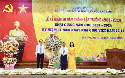 “Nâng cao chất lượng giáo dục cho học sinh DTTS là nhiệm vụ quan trọng”