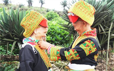 Hơn 7.000 tác phẩm tham dự Cuộc thi ảnh, Video “Việt Nam hạnh phúc - Happy Vietnam năm 2023”