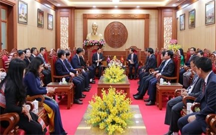 Đoàn cán bộ cấp cao tỉnh Attapư (Lào) thăm, chào xã giao lãnh đạo tỉnh Kon Tum