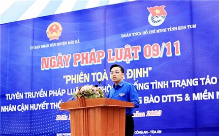 Kon Tum: Hưởng ứng Ngày Pháp luật Việt Nam