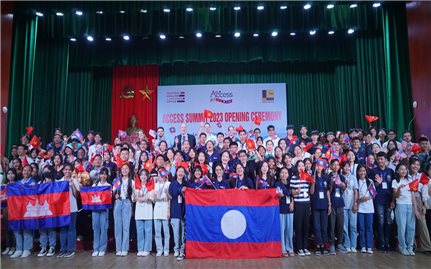 Tạo cơ hội cho trẻ em có hoàn cảnh khó khăn tiếp cận về giáo dục và việc làm