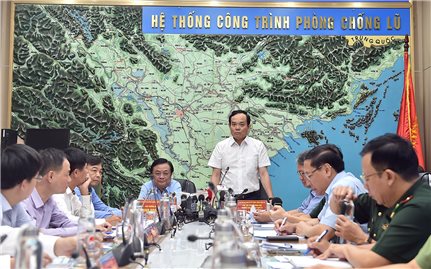 Phó Thủ tướng Trần Lưu Quang: Tuyệt đối không chủ quan với bão số 1