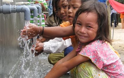Hà Nội: Hỗ trợ giá nước sạch đối với các hộ nghèo, gia đình chính sách