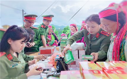 Quảng Ninh tổ chức Chương trình “Hành quân xanh” tại huyện vùng cao Ba Chẽ