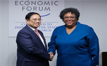 Thủ tướng Phạm Minh Chính gặp Thủ tướng Barbados