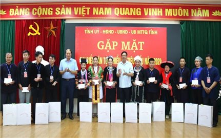 Cao Bằng: Gặp mặt đoàn đại biểu dân tộc thiểu số tiêu biểu năm 2024