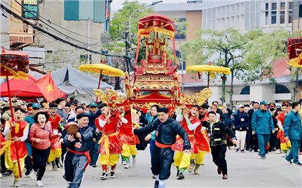 Nỗ lực bảo tồn, phát huy di sản văn hóa phi vật thể Lễ hội đền Kỳ Cùng – Tả Phủ