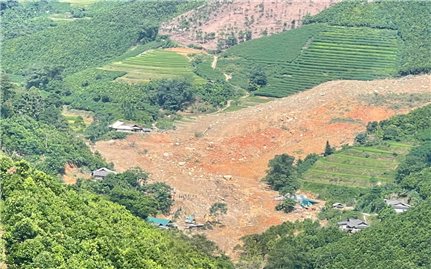 Bắc Hà (Lào Cai): Nhu cầu di dời khẩn cấp người dân ra khỏi vùng nguy cơ thiên tai rất lớn