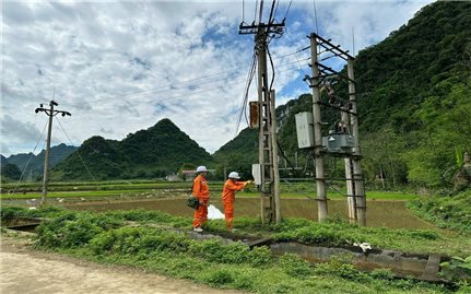 Tổng công ty Điện lực miền Bắc: Cung cấp điện thương phẩm tháng 10/2024 đạt 8,43 tỷ kWh