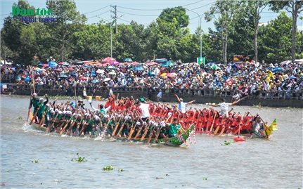 Những hình ảnh đẹp tại Giải đua ghe Ngo lớn nhất miền Tây