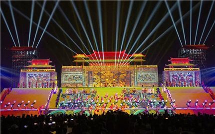 Khai mạc Festival Ninh Bình chủ đề “Dòng chảy di sản”