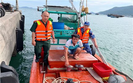 Kiên Giang: Liên tiếp phát hiện tàu cá chở thuê thiết bị giám sát hành trình cho tàu khác