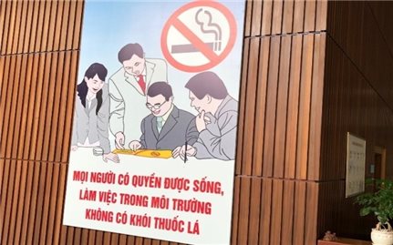 Chung tay xây dựng môi trường làm việc không khói thuốc lá