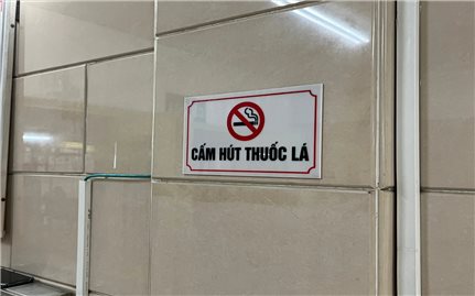 Cấm thuốc lá điện tử và thuốc lá nung nóng: Giải pháp bảo vệ sức khỏe cộng đồng tại Việt Nam