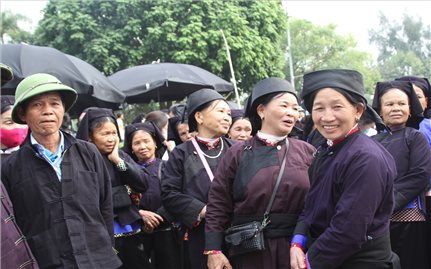 Khuyến khích người dân mặc đúng trang phục dân tộc vào ngày hội Háng Pò năm 2024