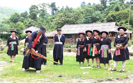 Lào Cai: Xây dựng con người Lào Cai “Đoàn kết - Yêu nước - Kỷ cương - Văn minh - Hiếu khách”