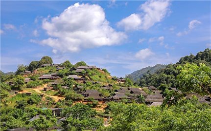 Xây dựng Nông thôn mới ở các huyện vùng cao Nghệ An - Khó khăn trăm bề: Nhìn từ huyện “trắng” xã NTM (Bài 1)