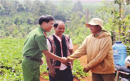 “Trở về đức tin, giữ bình yên thôn làng”