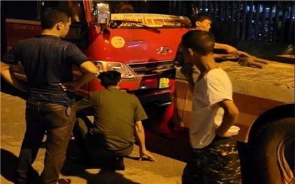 Thái Bình: Khởi tố 2 giáo viên, 1 lái xe liên quan vụ bé tử vong trên xe ô-tô