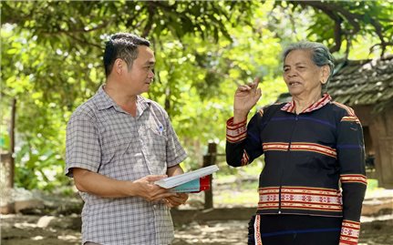 Người trẻ trọn tình yêu với buôn làng vùng khó Gia Lai