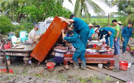 Hậu Giang: Ảnh hưởng bão số 2, lốc xoáy làm sập và tốc mái 32 căn nhà dân