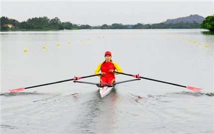 Olympic Paris 2024: Phạm Thị Huệ giành vé vào tứ kết Rowing