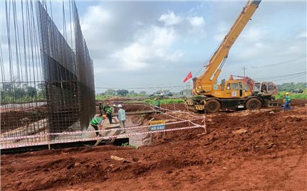 Thủ tướng Chính phủ Phạm Minh Chính: Đầu tư, phát triển kết cấu hạ tầng giao thông bảo đảm cả 3 mục tiêu “chất lượng, tiến độ, hiệu quả”