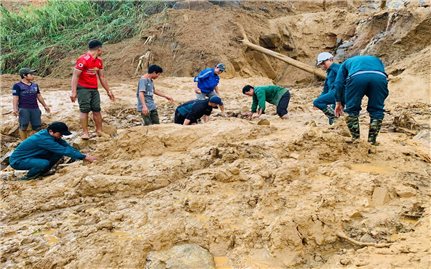 Thấy gì từ những dự án di dân khẩn cấp bị thu hồi vốn do chậm tiến độ?