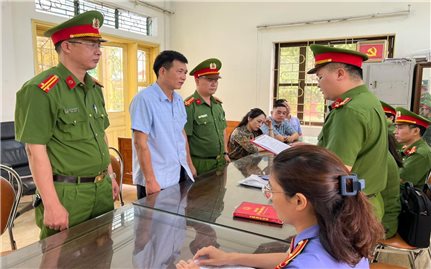 Nguyên Phó Chủ tịch xã ở Hà Giang lập khống hồ sơ cấp Giấy chứng nhận quyền sử dụng đất