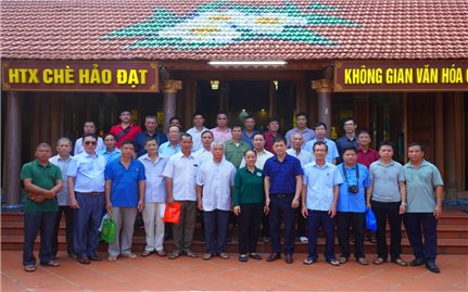 Ban Dân tộc tỉnh Lạng Sơn: Tổ chức 2 đoàn Người có uy tín thăm quan, học tập, trao đổi kinh nghiệm tại các địa phương
