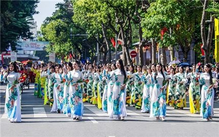 Festival Thu Hà Nội lần thứ 2 hướng về 70 năm Ngày giải phóng Thủ đô