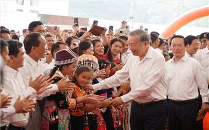 Tổng Bí thư Tô Lâm: Đây là ngôi trường của con em mình, bà con mình nên phải cùng nhau giữ gìn, vun đắp