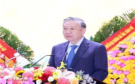 Tổng Bí thư: Xây dựng LLVT Quân khu 4 cách mạng, chính quy, tinh nhuệ, hiện đại