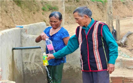 Người có uy tín Quảng Ngãi: Nhiều cách làm hay để tuyên truyền, vận động Nhân dân