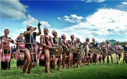 Nhận diện thủ đoạn xấu độc của thế lực thù địch để bảo vệ khối đại đoàn kết dân tộc
